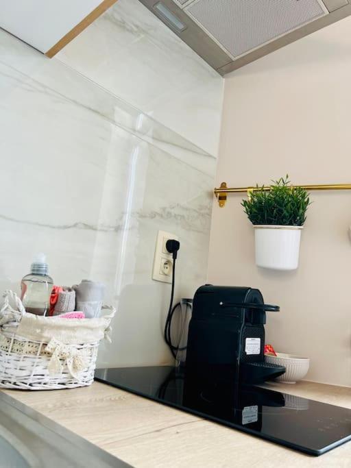 Charmant Petit Appartement. Liège Zewnętrze zdjęcie